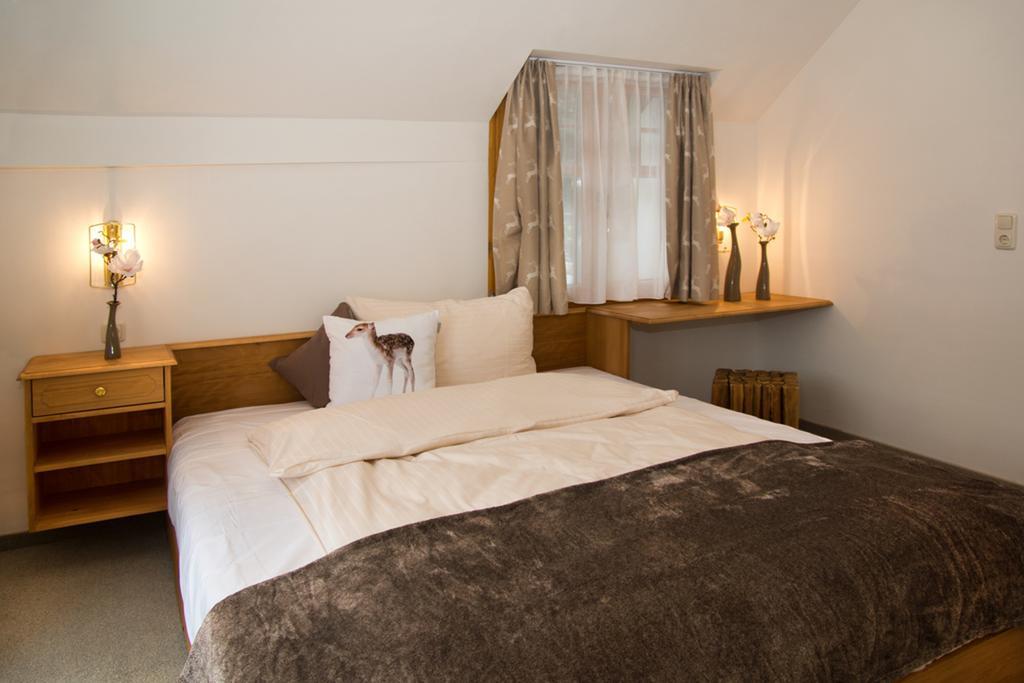 Boedele Alpenhotel Schwarzenberg Room photo